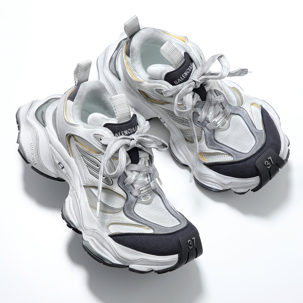 BALENCIAGA レディーススニーカー｜シューズ｜ファッション おすすめ