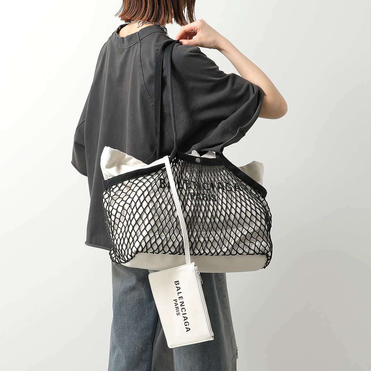 BALENCIAGA バレンシアガ　トートバッグ BALENCIAGA◇24/7 ミディアム フィッシュネット トートバッグ