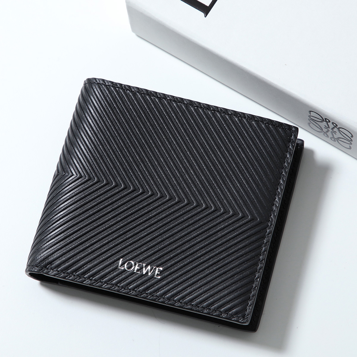 ロエベ 財布 二つ折りのおすすめ人気商品一覧 通販 - Yahoo!ショッピング