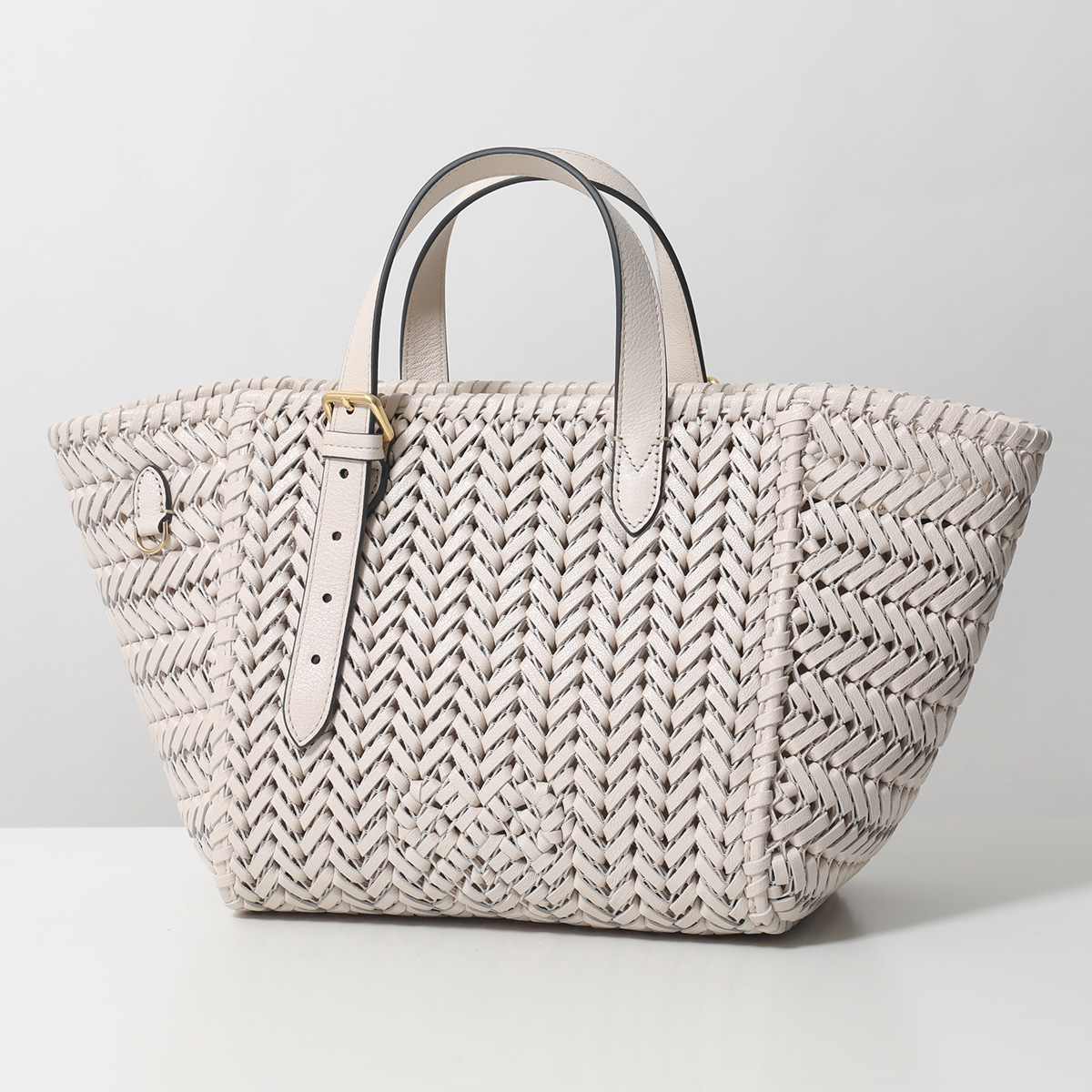 ANYA HINDMARCH（アニヤ・ハインドマーチ） トートバッグ The Neeson