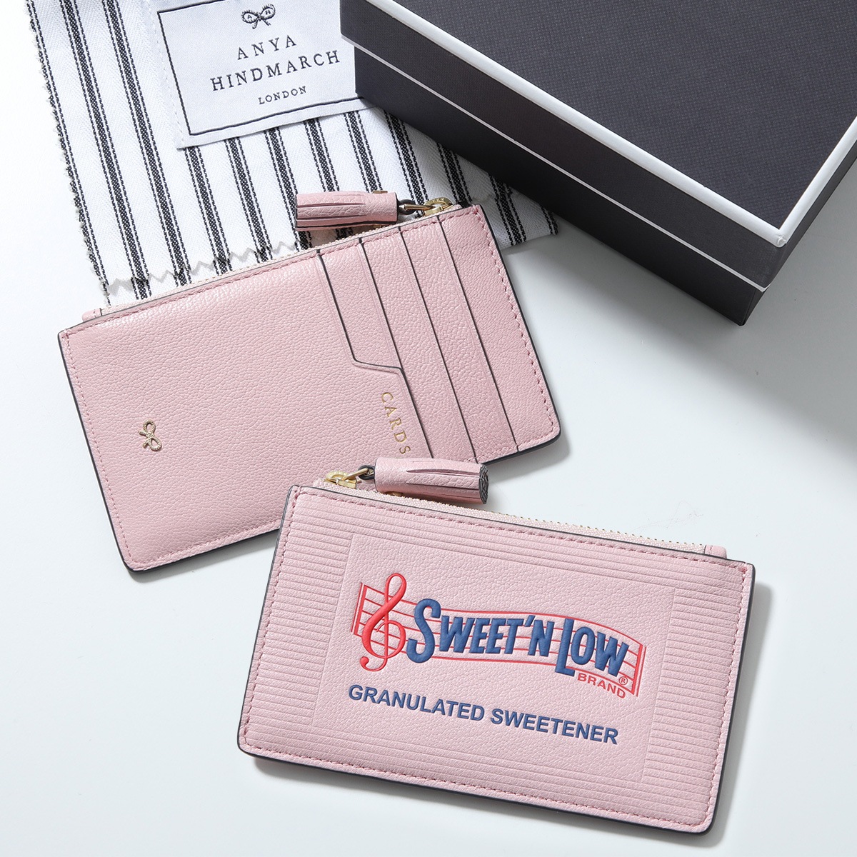 ANYA HINDMARCH（アニヤ・ハインドマーチ） コインケース Sweet N Low