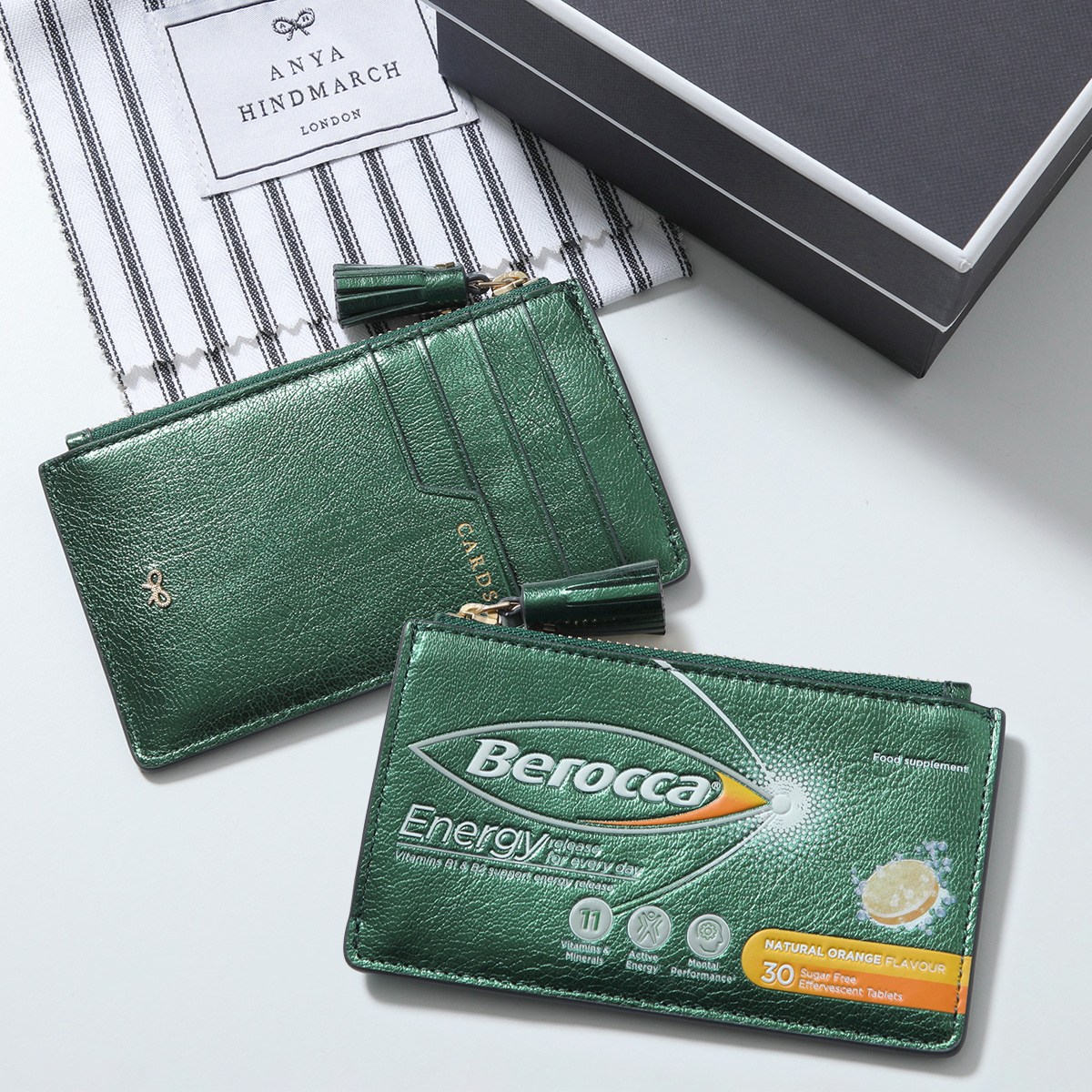 ANYA HINDMARCH（アニヤ・ハインドマーチ） コインケース Berocca 