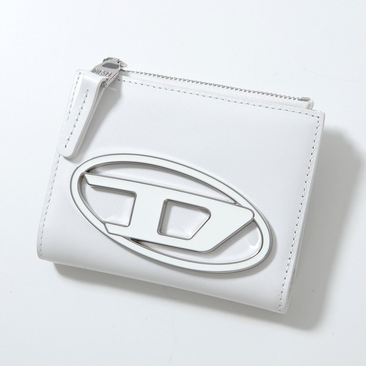 DIESEL ハートロゴ二つ折り財布 DIESEL ハートロゴ二つ折り財布 - メルカリ