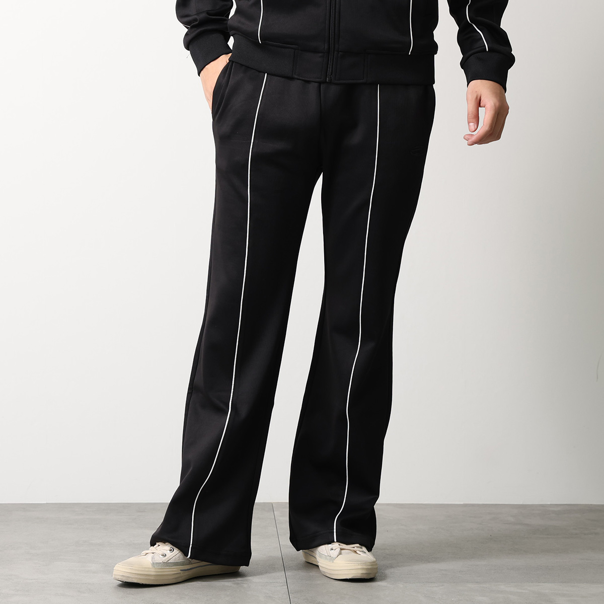 DIESEL トラックパンツ ブラック センタープレス 良デザイン DIESEL（ディーゼル） トラックパンツ p-locking-do A20294 0EPCK