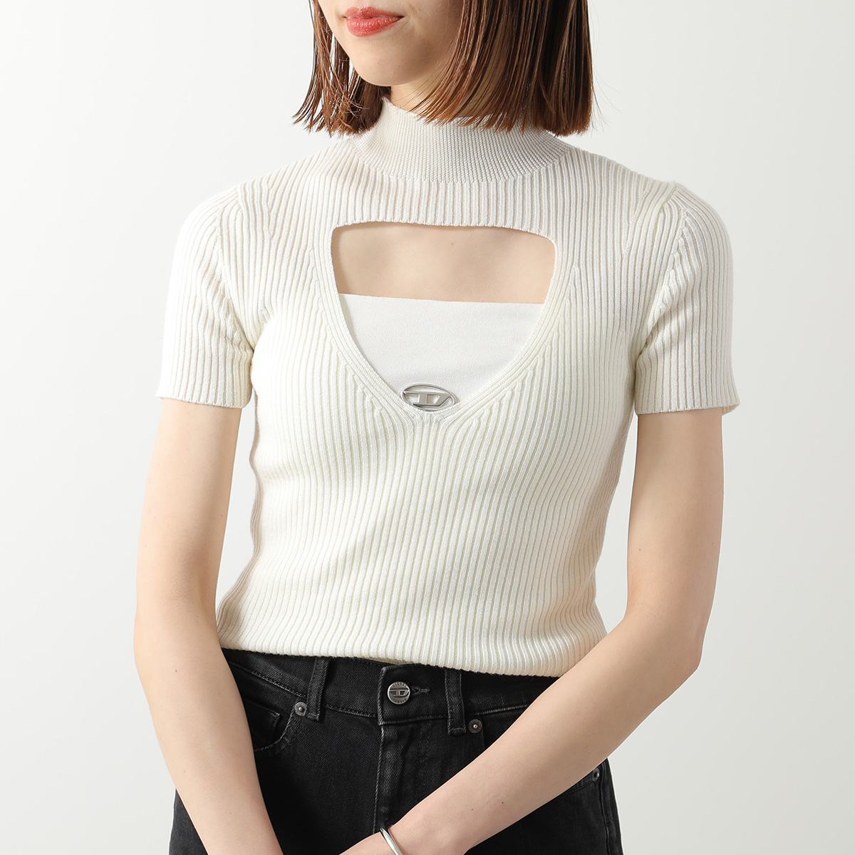 DIESEL ディーゼル ニット M-OLIVE オリーブ A21401 0PLBF レディース セーター オーバルD メタルロゴ ハイネック ハイゲージ カラー2色 A214010PLBFの画像