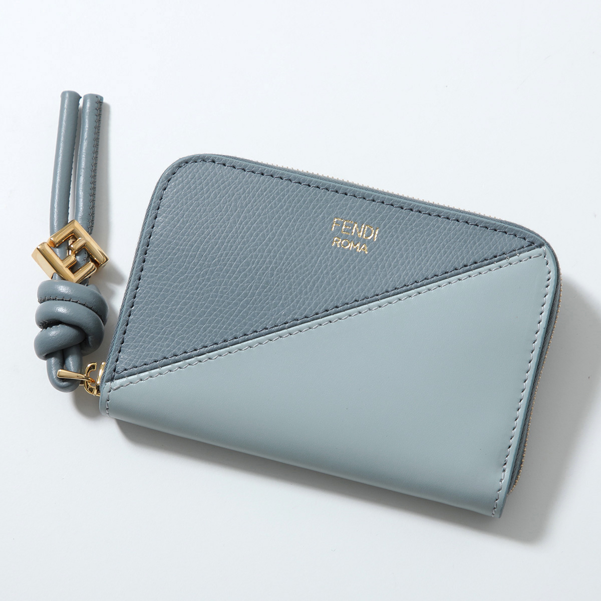 FENDI フェンディ ケース 小銭入れ ズッカ柄　ユニセックス FENDI（フェンディ） 【美品】FENDI 7AS075 ジュエリーケース