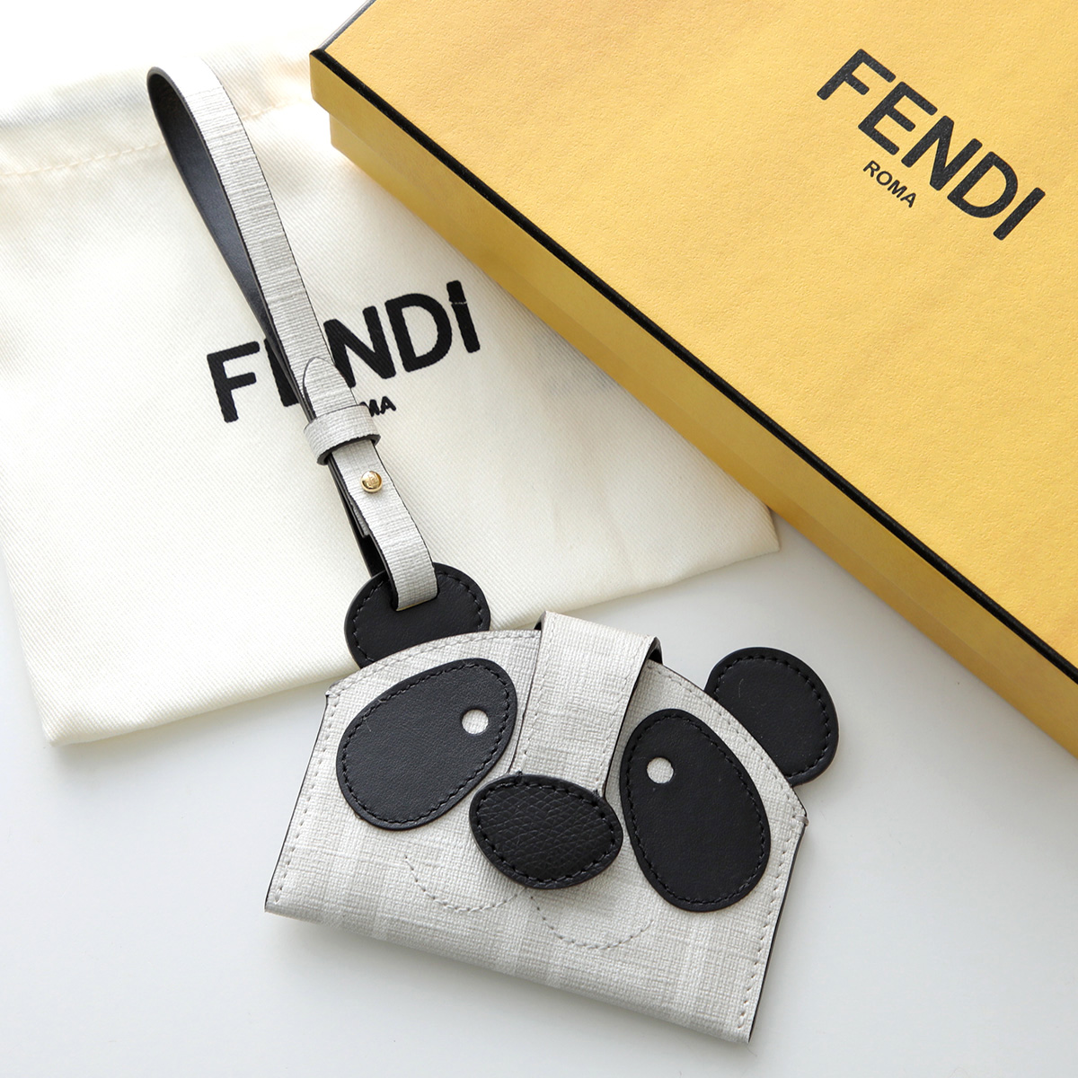 FENDI（フェンディ） カードケース ベストフレンズフォーエバー 8M0543