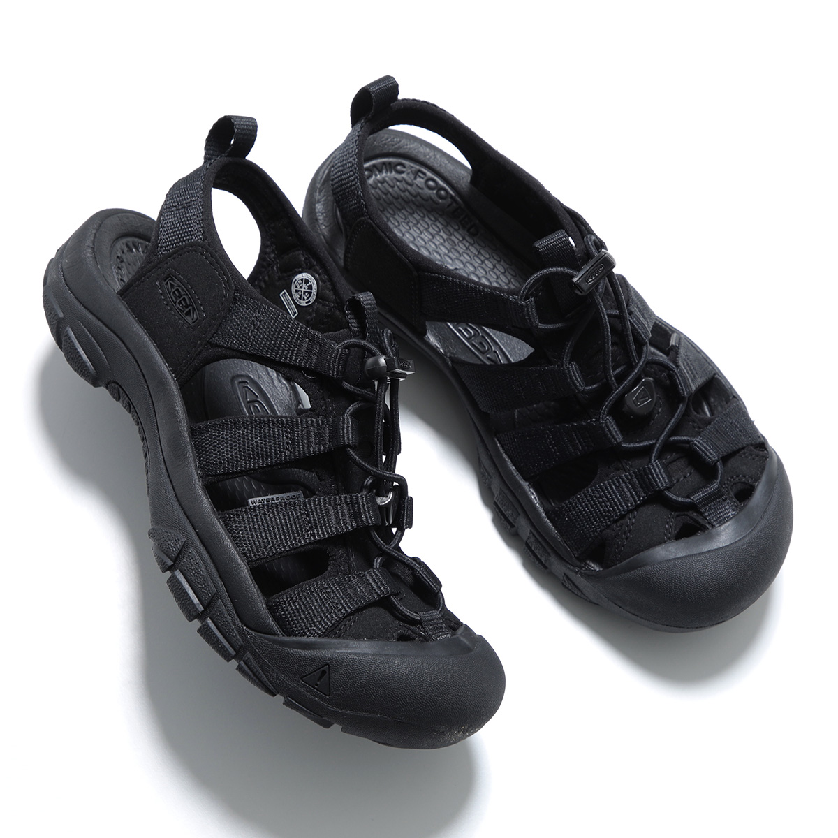 ☆美品☆ keen キーン ニューポート　☆人気☆黒色☆ サンダル 27センチ KEEN（キーン） スニーカーサンダル NEWPORT H2 ニューポート