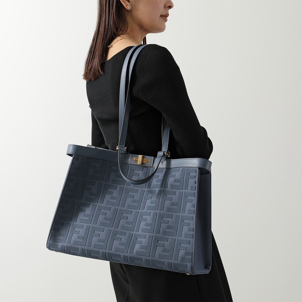 極美品 フェンディ ズッカ FFロゴ ボストンバッグ トートバッグ ハンドバッグ FENDI（フェンディ） トートバッグ X-TOTE MEDIUM エックス トート