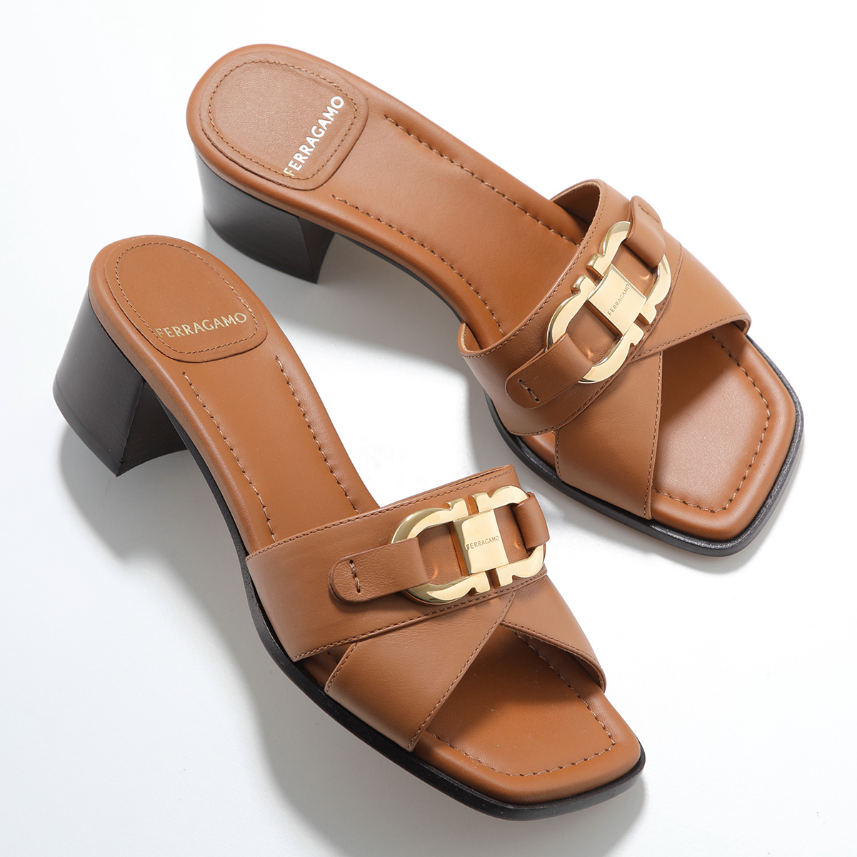 FERRAGAMO（フェラガモ） サンダル LORELIE 40 769713 770428