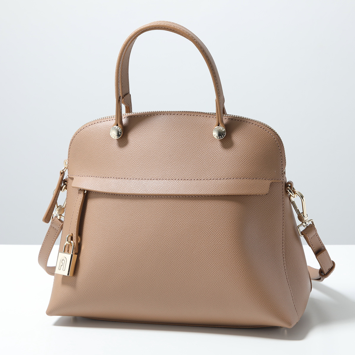 FURLA（フルラ） ハンドバッグ CLASSIC M DOME クラシック M ドーム