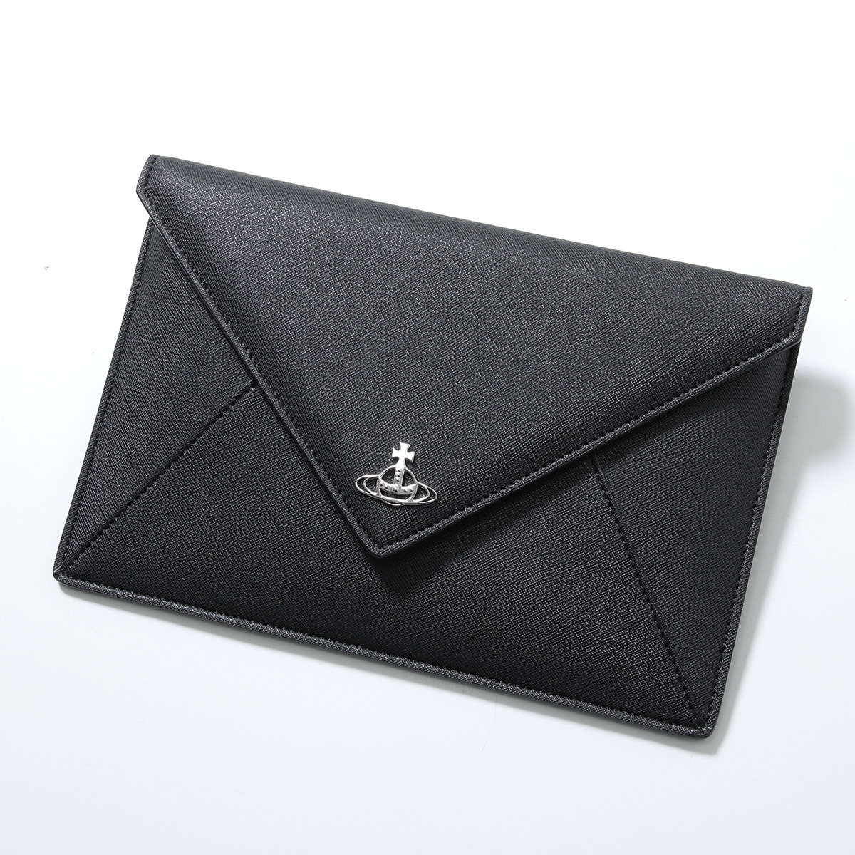 Vivienne Westwood（ヴィヴィアンウエストウッド） クラッチバッグ BAG