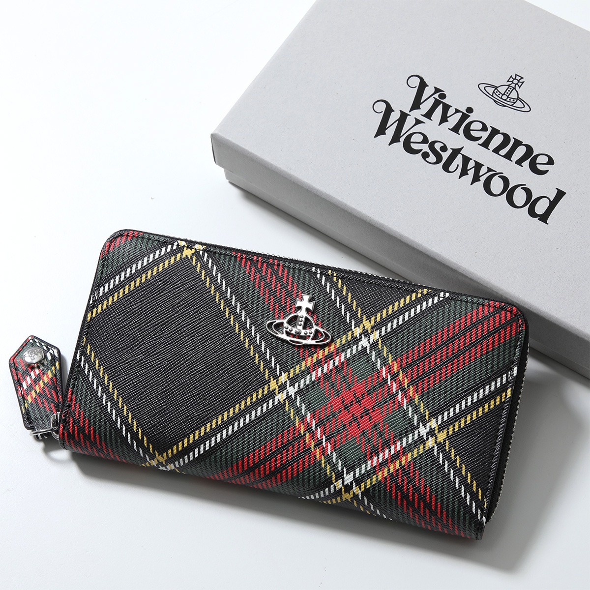 人気のレッドマックチェック　お財布とポーチのセット　ヴィヴィアン 希少 Vivienne Westwood ヴィヴィアンウエストウッド 折り財布 レッド
