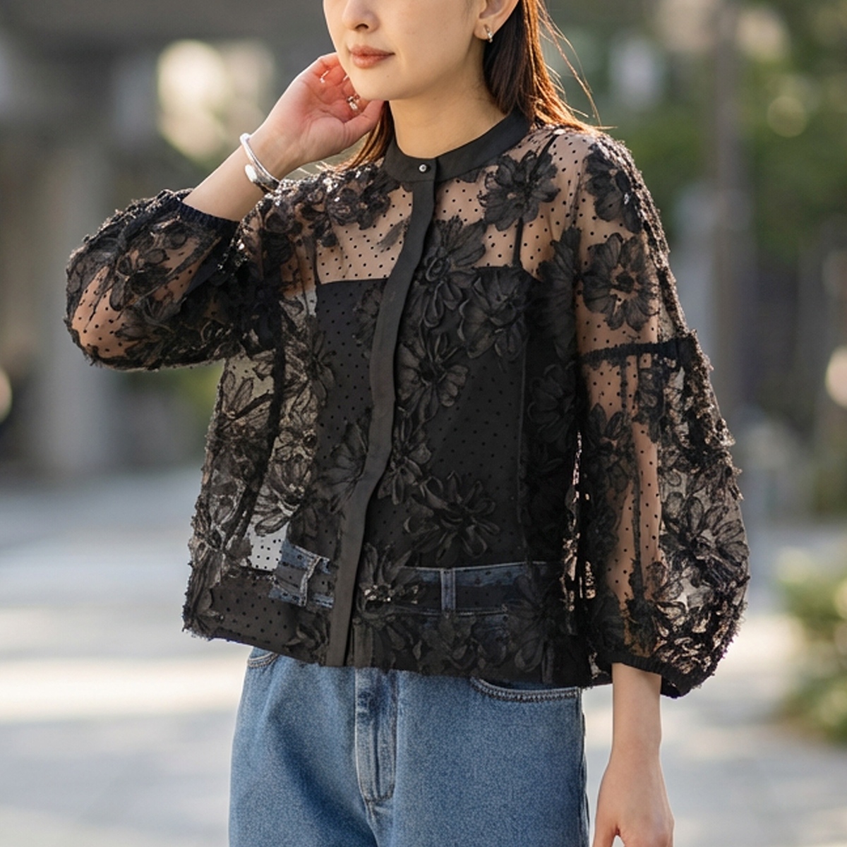 美品 インポート ロッサ 高級ウール 長袖 ブラウス グレージュ 立体刺繍 花柄 立体刺しゅう 花柄ブラウス | 京都通販ミセスのファッション館・本店