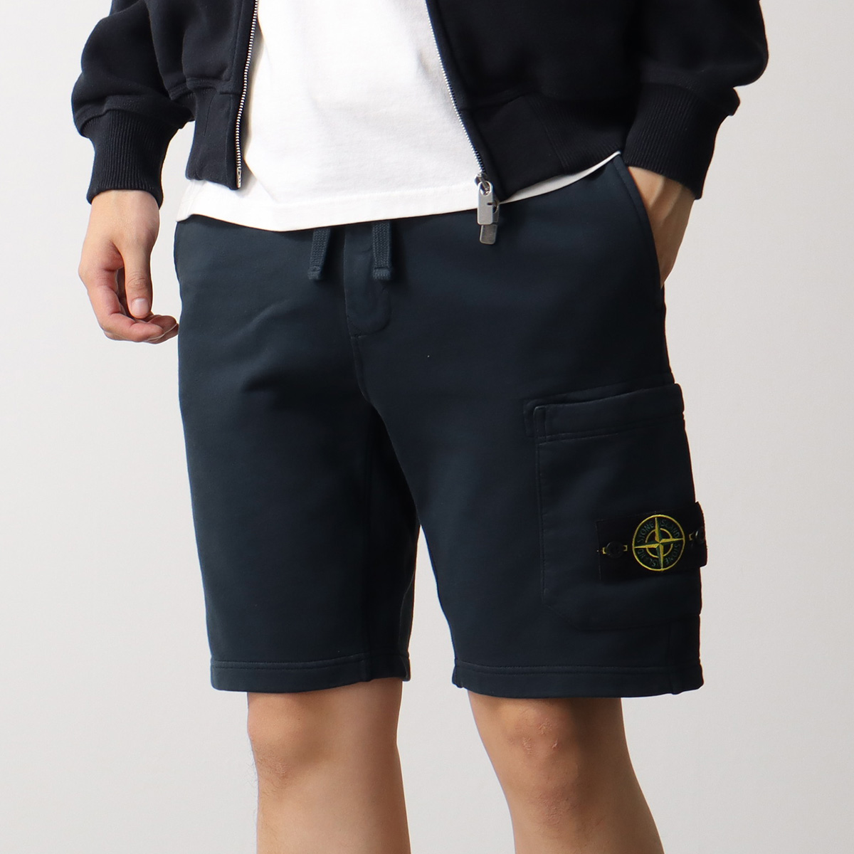 STONE ISLAND ストーンアイランド ハーフパンツ L1S156200011 S0051 6200011 メンズ スウェット ショートパンツ ガーメントダイ V0065の画像
