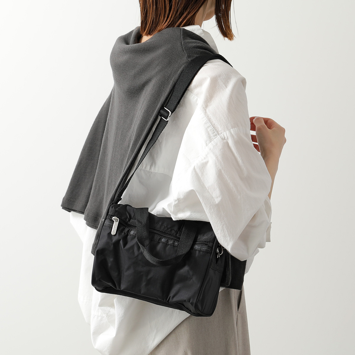 LeSportsac（レスポートサック） ショルダーバッグ SOLID ソリッド