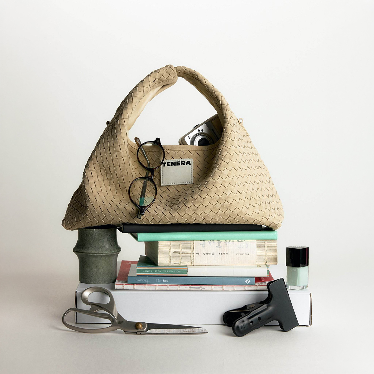 TENERA テネラ ハンドバッグ Small Hobo Bag スモール ホーボーバッグ