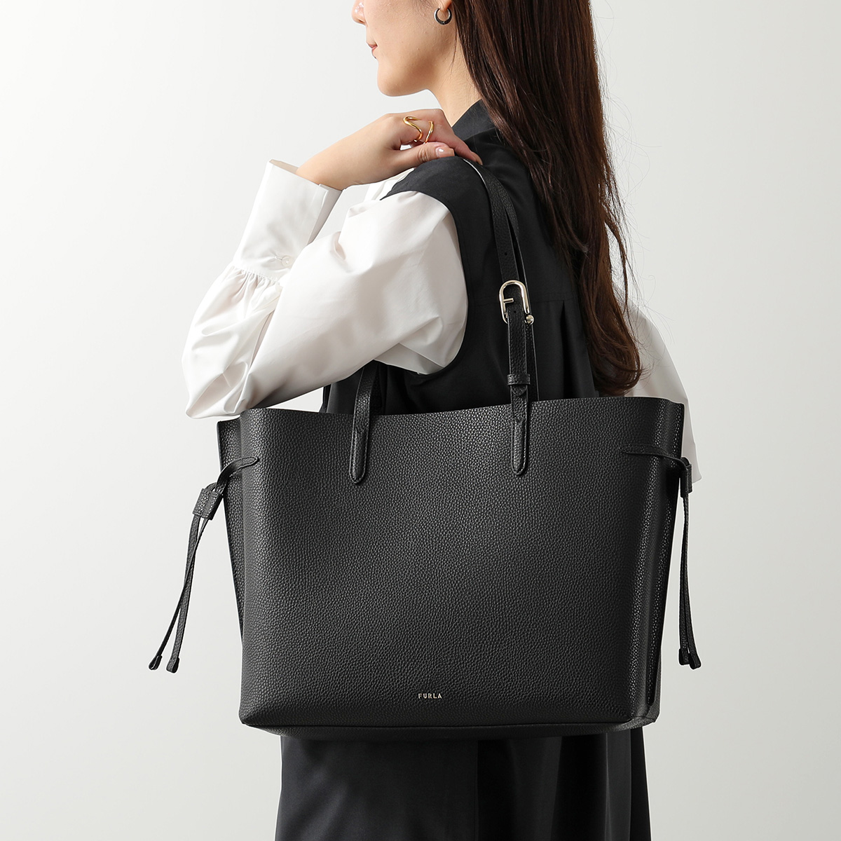 FURLA（フルラ） トートバッグ AVA L TOTE アヴァ WB02001 BX4329