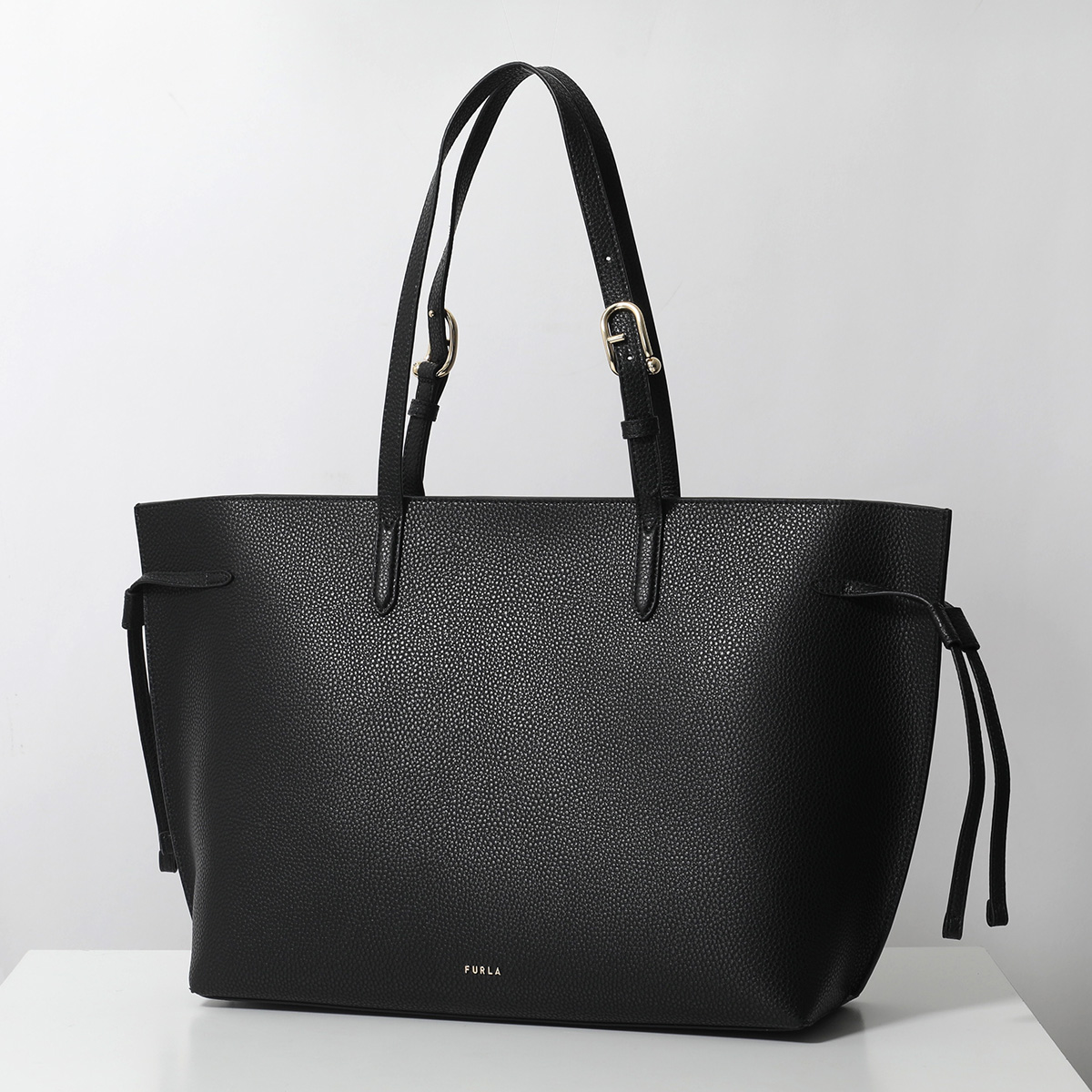FURLA（フルラ） トートバッグ FURLA AVA L アヴァ WB02059 BX4329