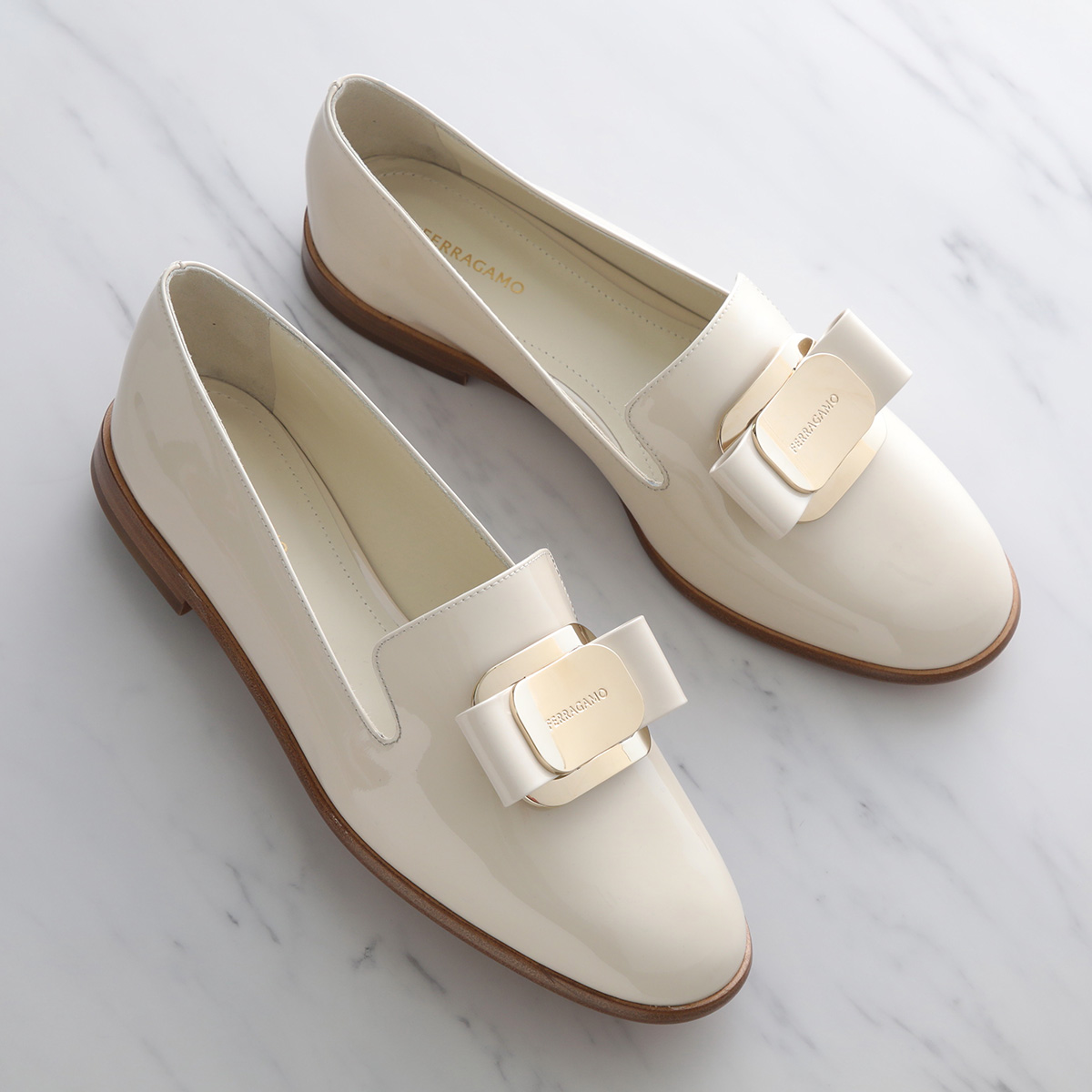 FERRAGAMO（フェラガモ） 【訳あり-6/6.5のみ】FERRAGAMO ローファー