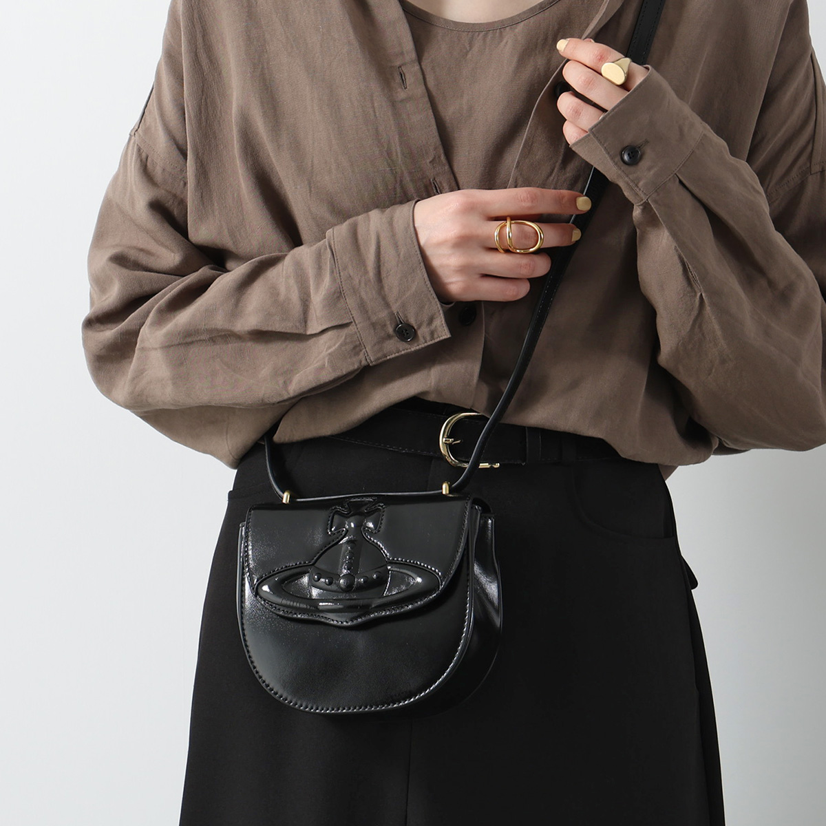 Vivienne Westwood（ヴィヴィアンウエストウッド） ショルダーバッグ
