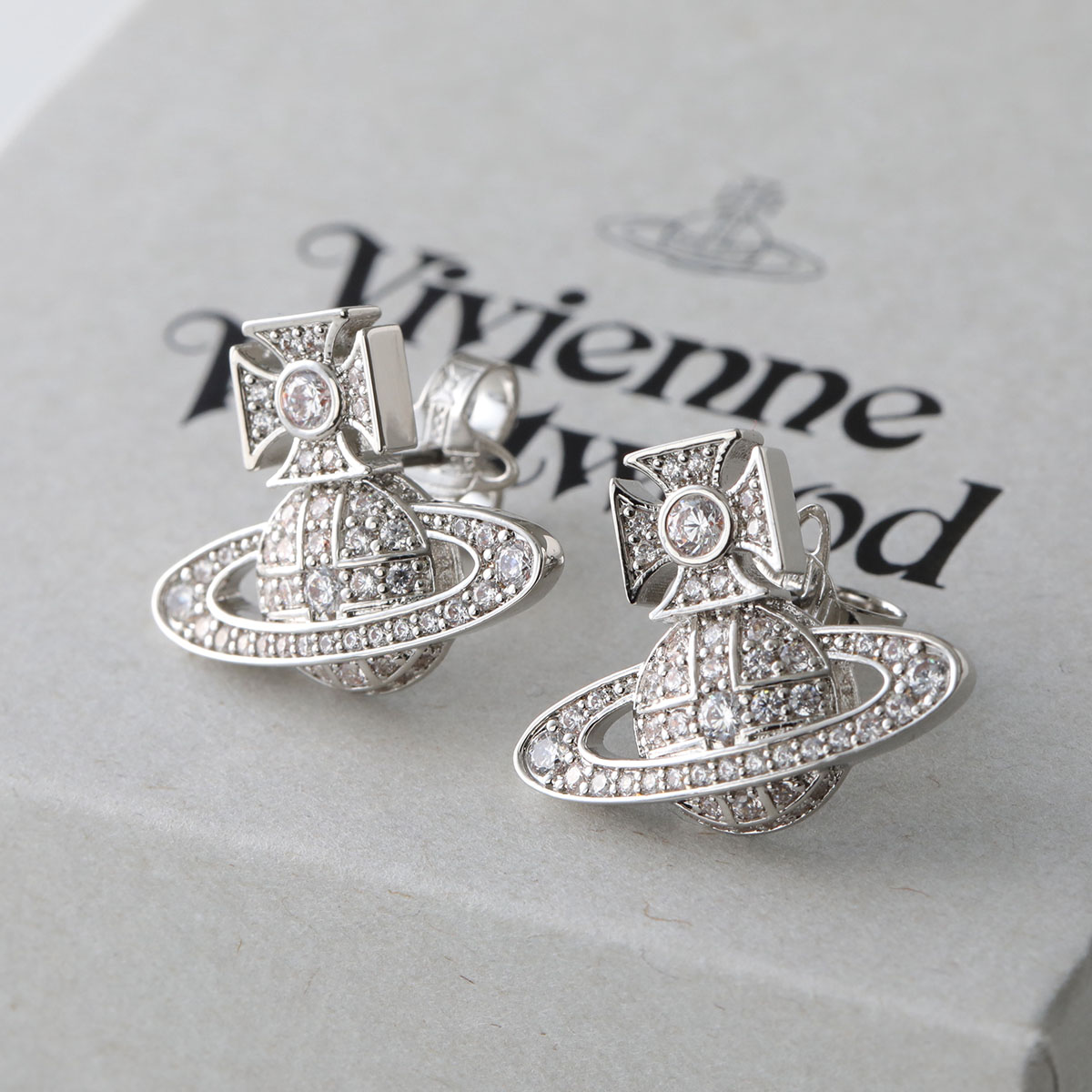 Vivienne Westwood（ヴィヴィアンウエストウッド） ピアス CARMELA BAS
