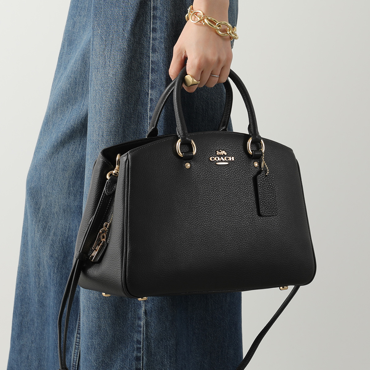 coach バッグ Swing Zip Bag 20 | Bags | Coach | COACH®