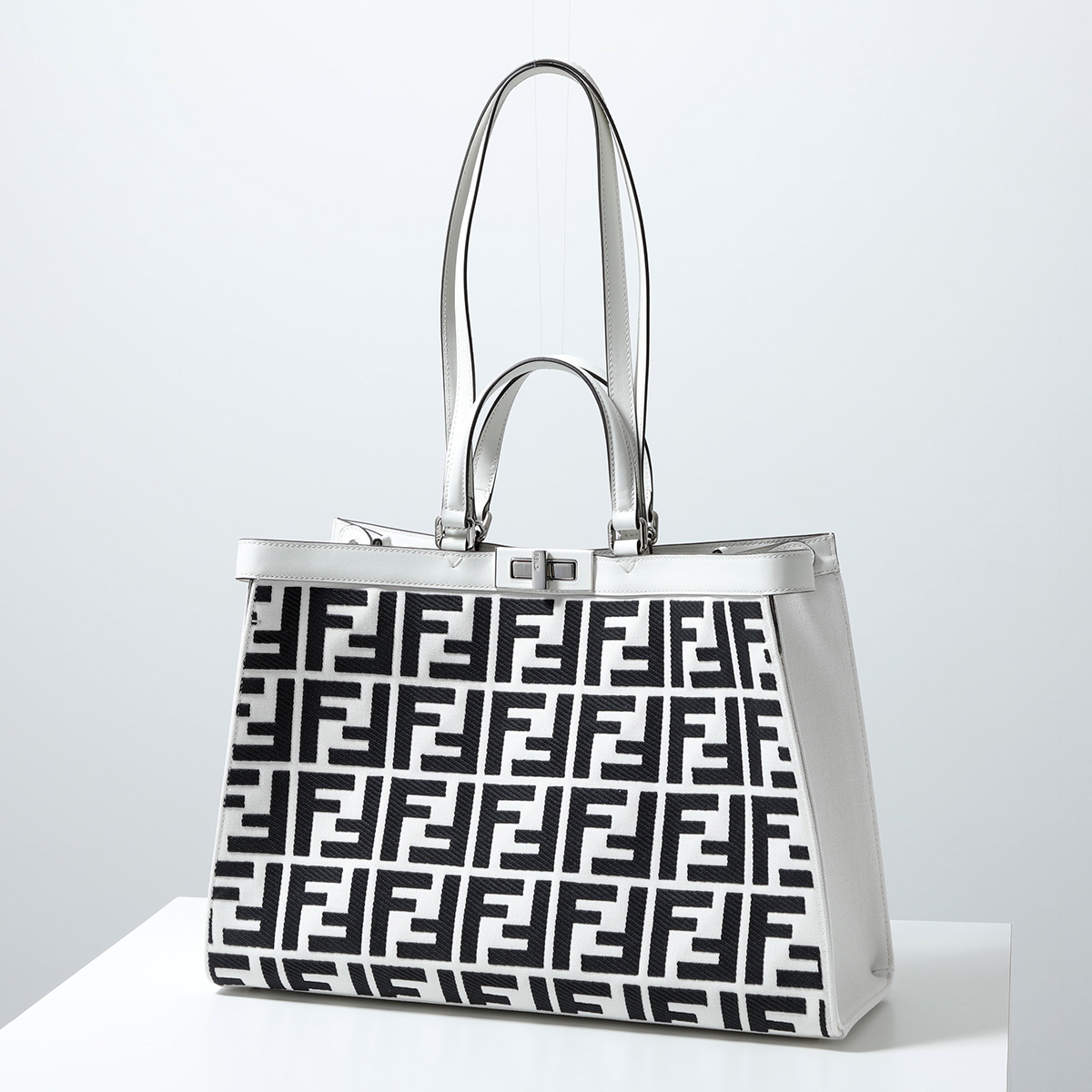 インポートセレクトmusee - FENDI(フェンディ)｜Yahoo!ショッピング