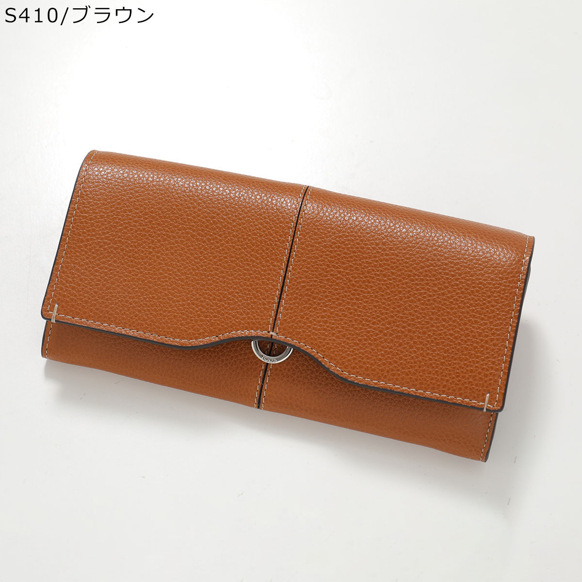 TODS トッズ 二つ折り長財布 XAWDBNB0403 XSO レディース カーフレザー センター シーム フラップ ホットスタンプ ロゴの画像