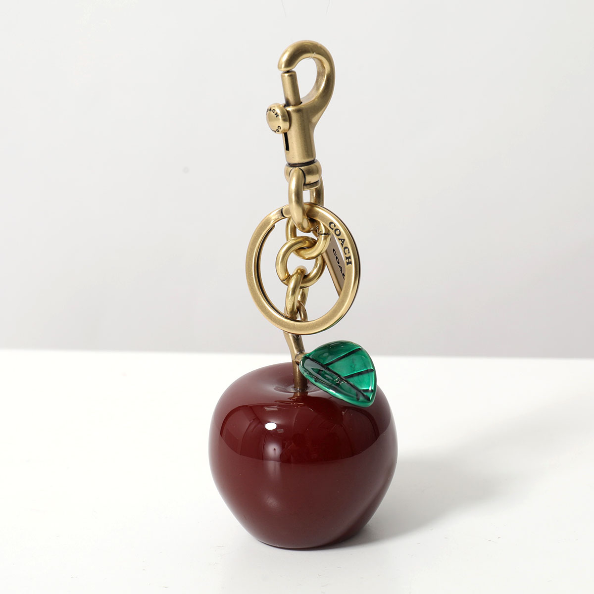 未使用　COACH　キーリング　PVCレザー　シグネチャー　アップル りんご コーチ COACH キーホルダー レディース キーリング リンゴ アップル 小物