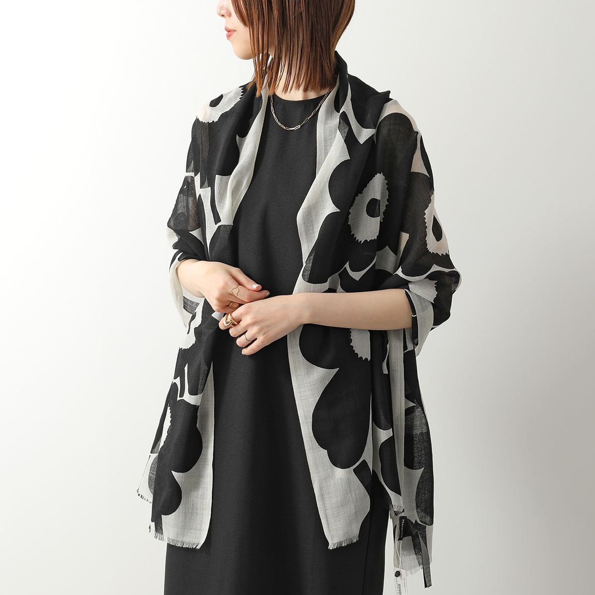 marimekko（マリメッコ） スカーフ Fiore Unikko ストール 091653
