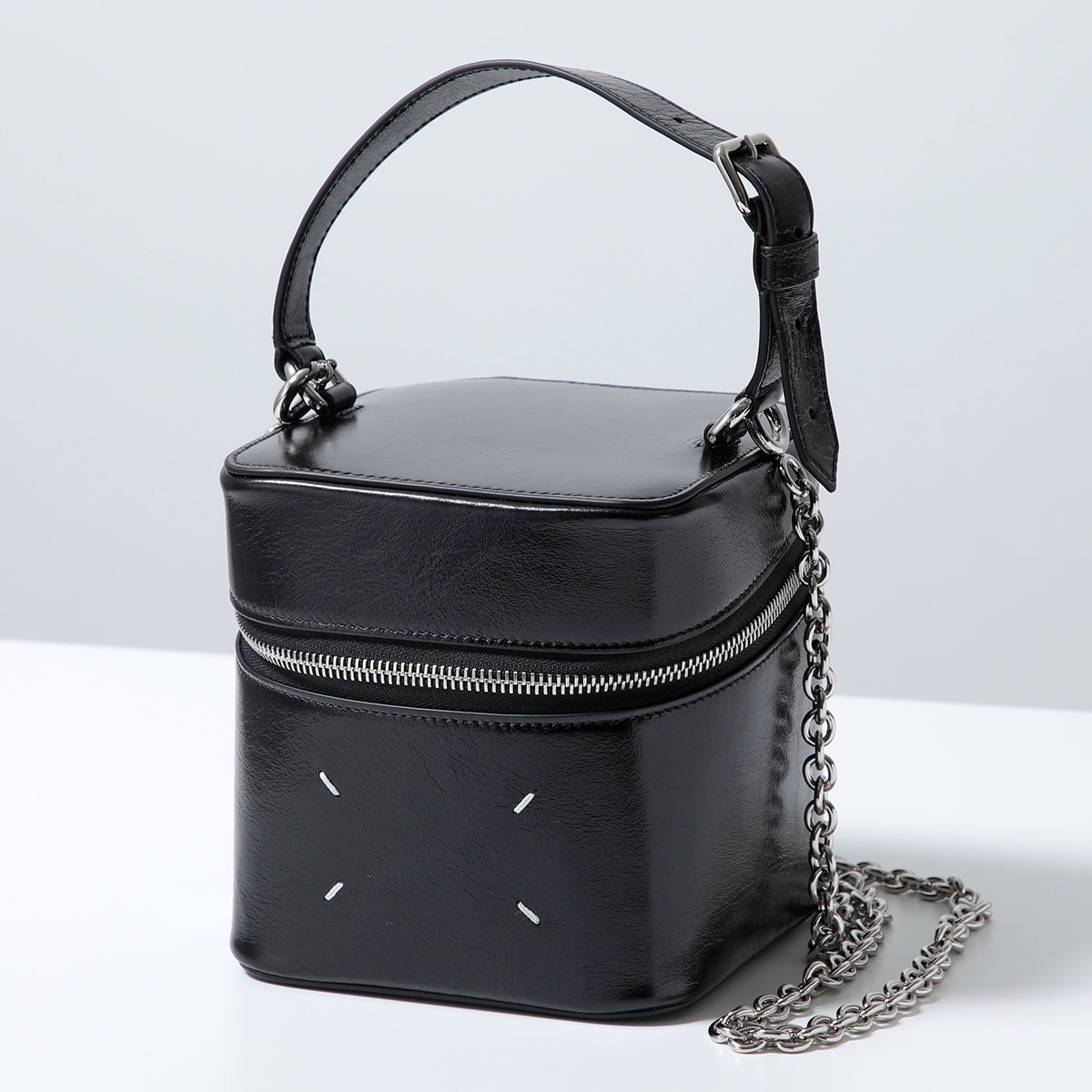 Maison Margiela メゾンマルジェラ 4ステッチ ボディバッグ 黒 Maison Margiela メゾンマルジェラ 4ステッチ クロス ボディバッグ