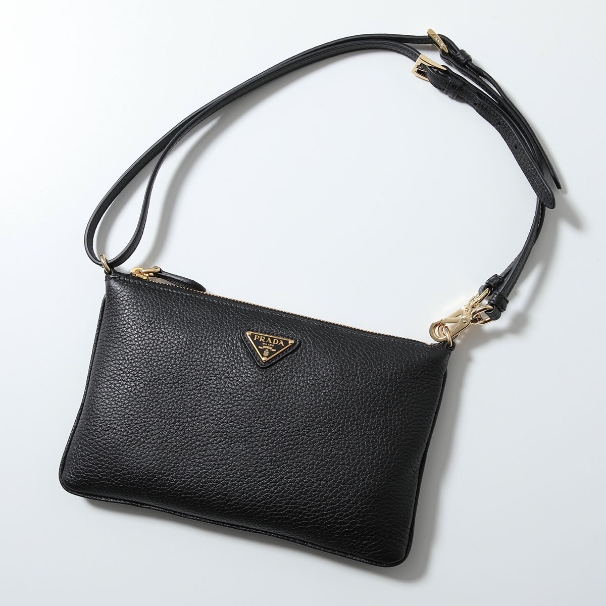 PRADA レディースショルダーバッグ（バッグ、小物素材：本革、レザー
