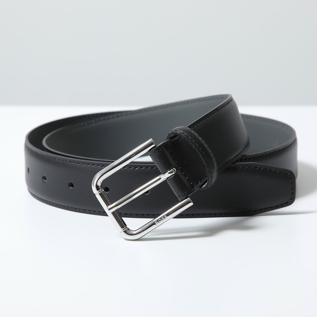 【未使用/付属品】ヒューゴボス　ベルト　レザー　メタルバックル　ロゴ刻印 HUGO BOSS（ヒューゴ・ボス） ベルト Navya-St Sz35 50553388 メンズ