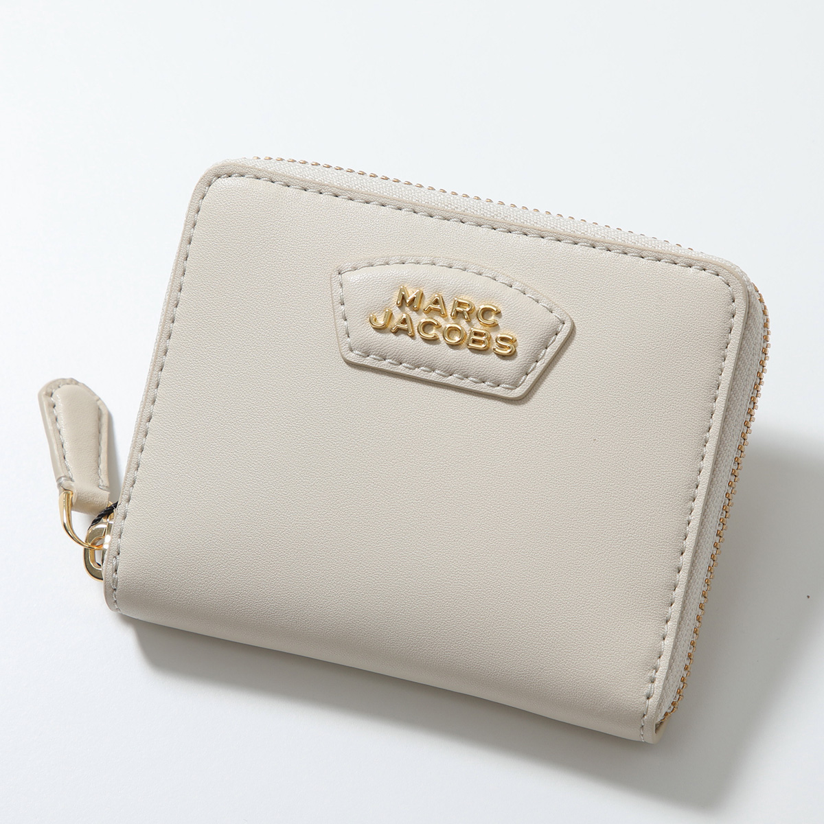 MARC JACOBS（マーク・ジェイコブス） 二つ折り財布 ザ エブリデイ