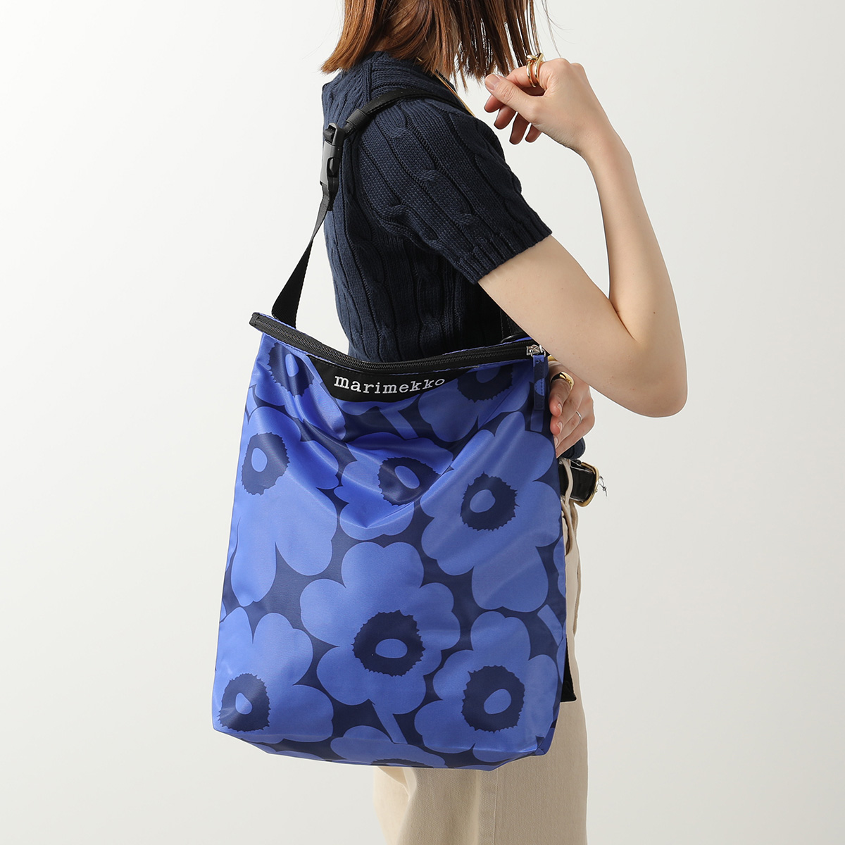 marimekko（マリメッコ） ショルダーバッグ Neat Crossbody Unikko M