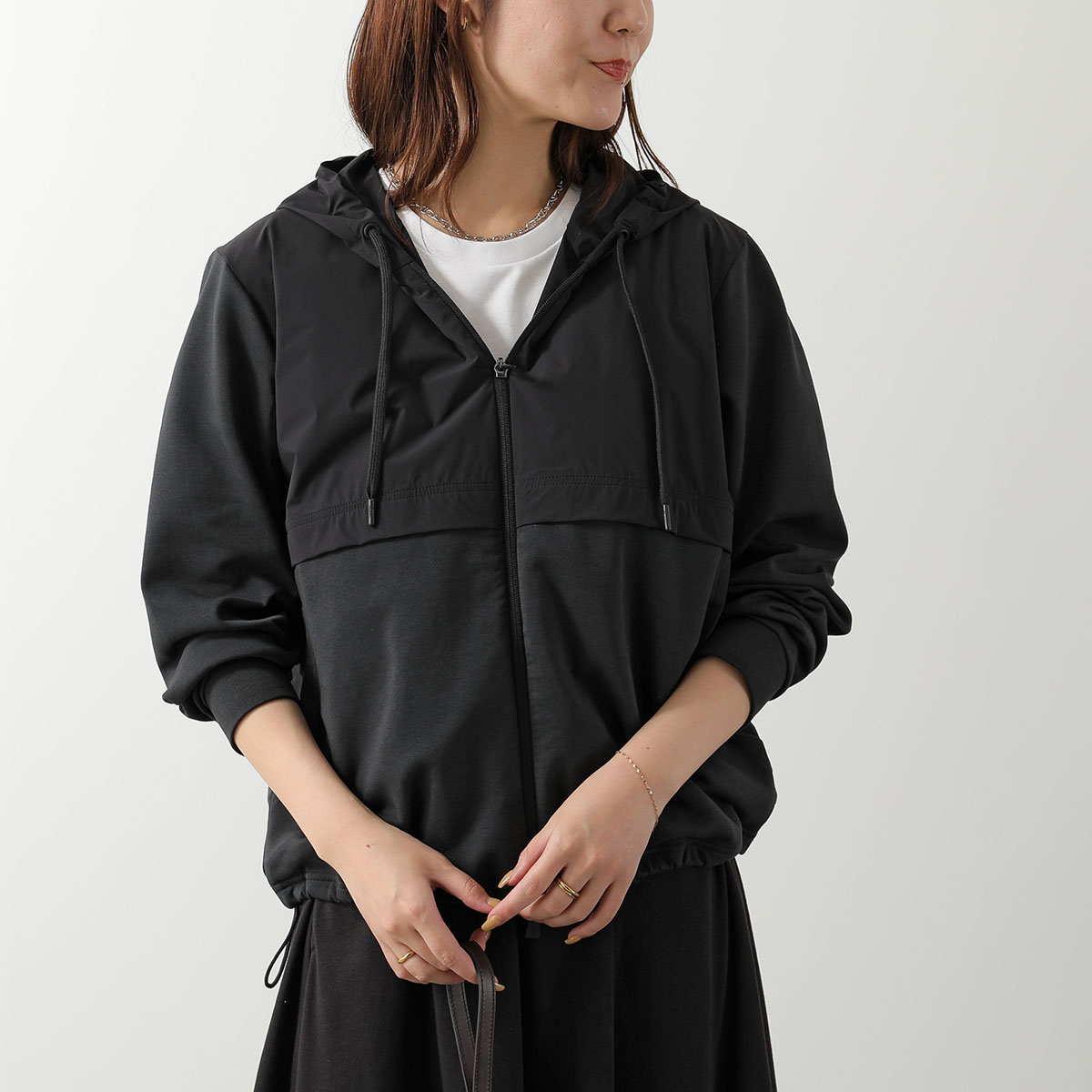 HERNO ヘルノ ジップアップパーカー JC000100D 56031 レディース ダブルフェイスインターロック＆ナイロンマエストロ パーカ JC000100D560319300の画像