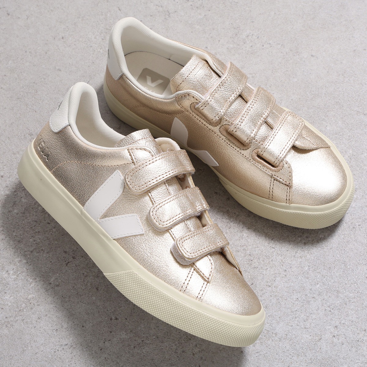 VEJA（ヴェジャ） スニーカー RECIFE LOGO RC0502418 レディース 