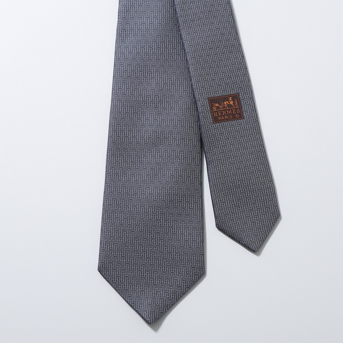 HERMES エルメス ネクタイ Hコクシネル TIE H COCCINELLE H339447T メンズ フランス製 シルク H織りタイ ジャガード てんとう虫 ブランド箱付き ギフトの画像