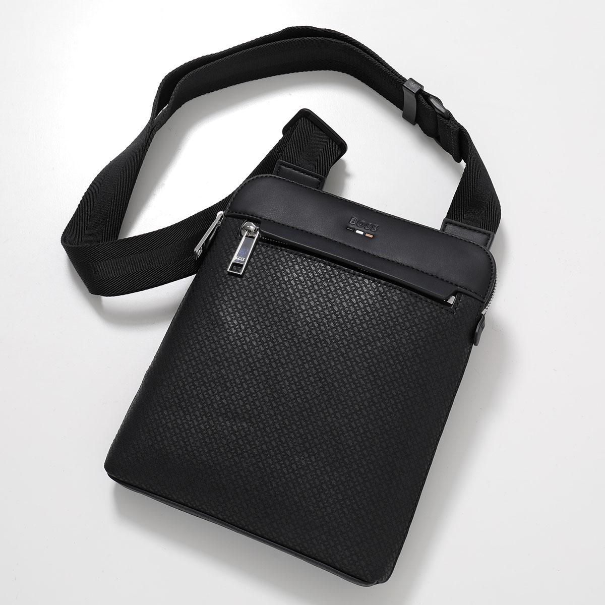 極美品　未使用に近い　ヒューゴボス　メンズ　ビジネスバッグ　ショルダーバッグ HUGO BOSS（ヒューゴ・ボス） メンズ バッグ ショルダーバッグ