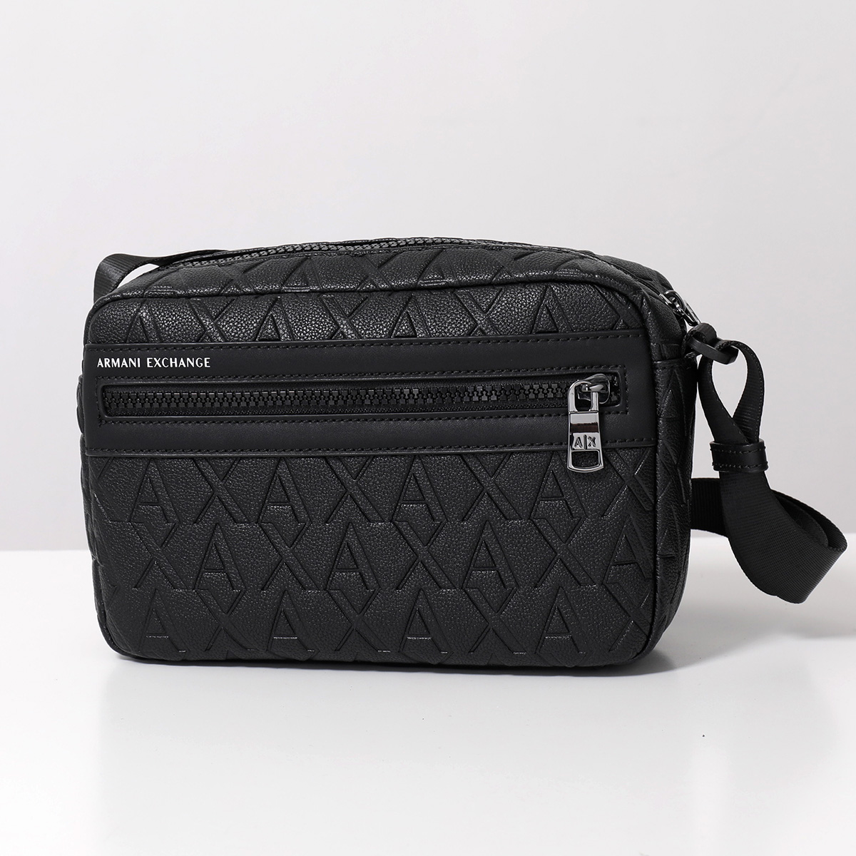 【未使用】アルマーニ ショルダーバッグ ナイロン ネイビー 斜め掛け ARMANI EXCHANGE メンズショルダーバッグ｜バッグ｜ファッション