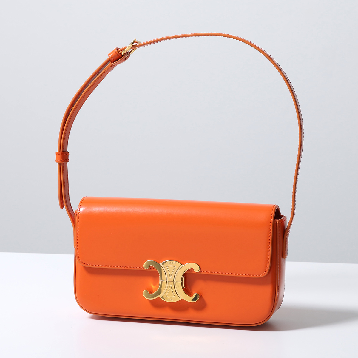 CELINE（セリーヌ） ショルダーバッグ 194143BF4.20PN レディース