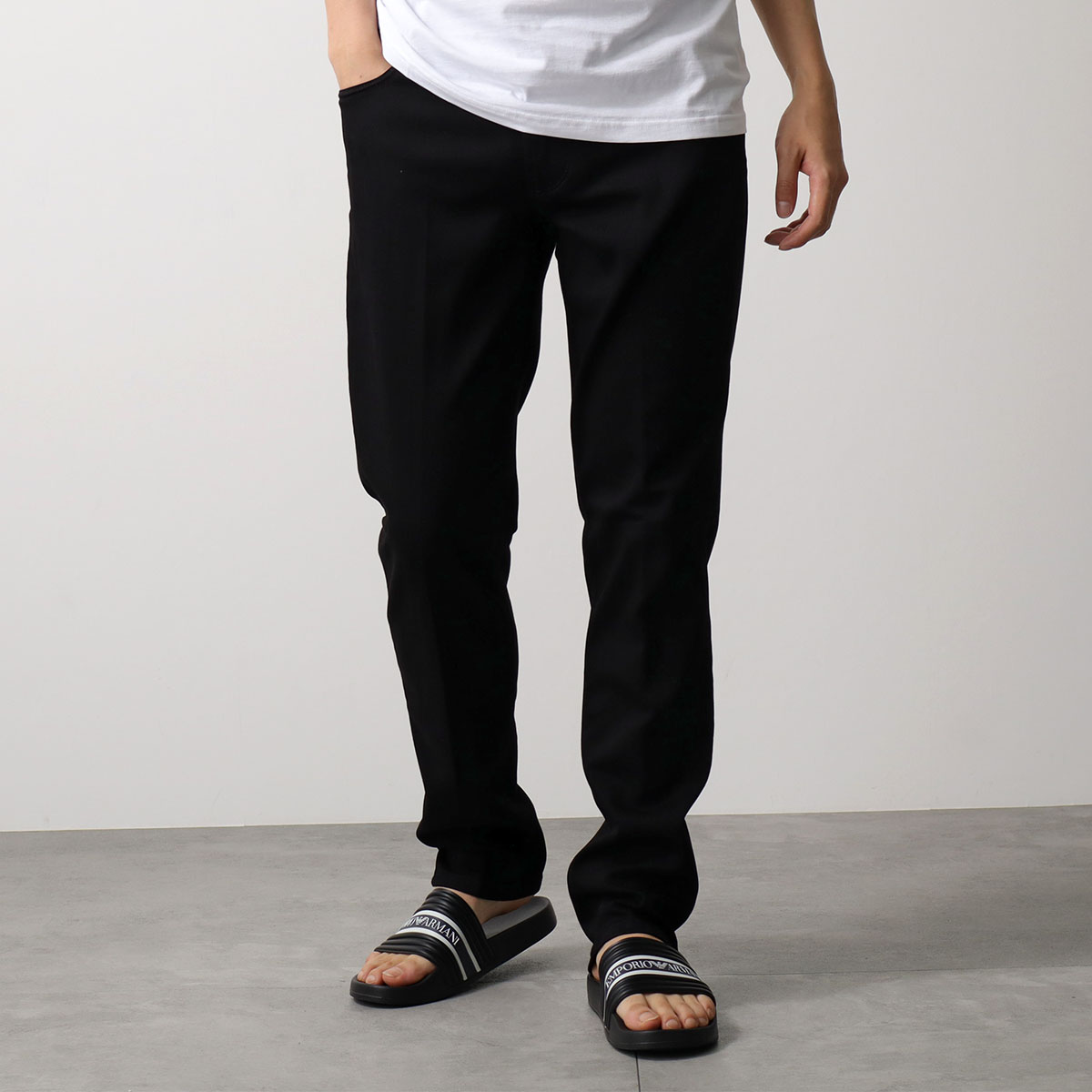 EMPORIO ARMANI ブラックパンツ スリムフィット EMPORIO ARMANI エンポリオアルマーニ デニムパンツ EM000121 AF15954