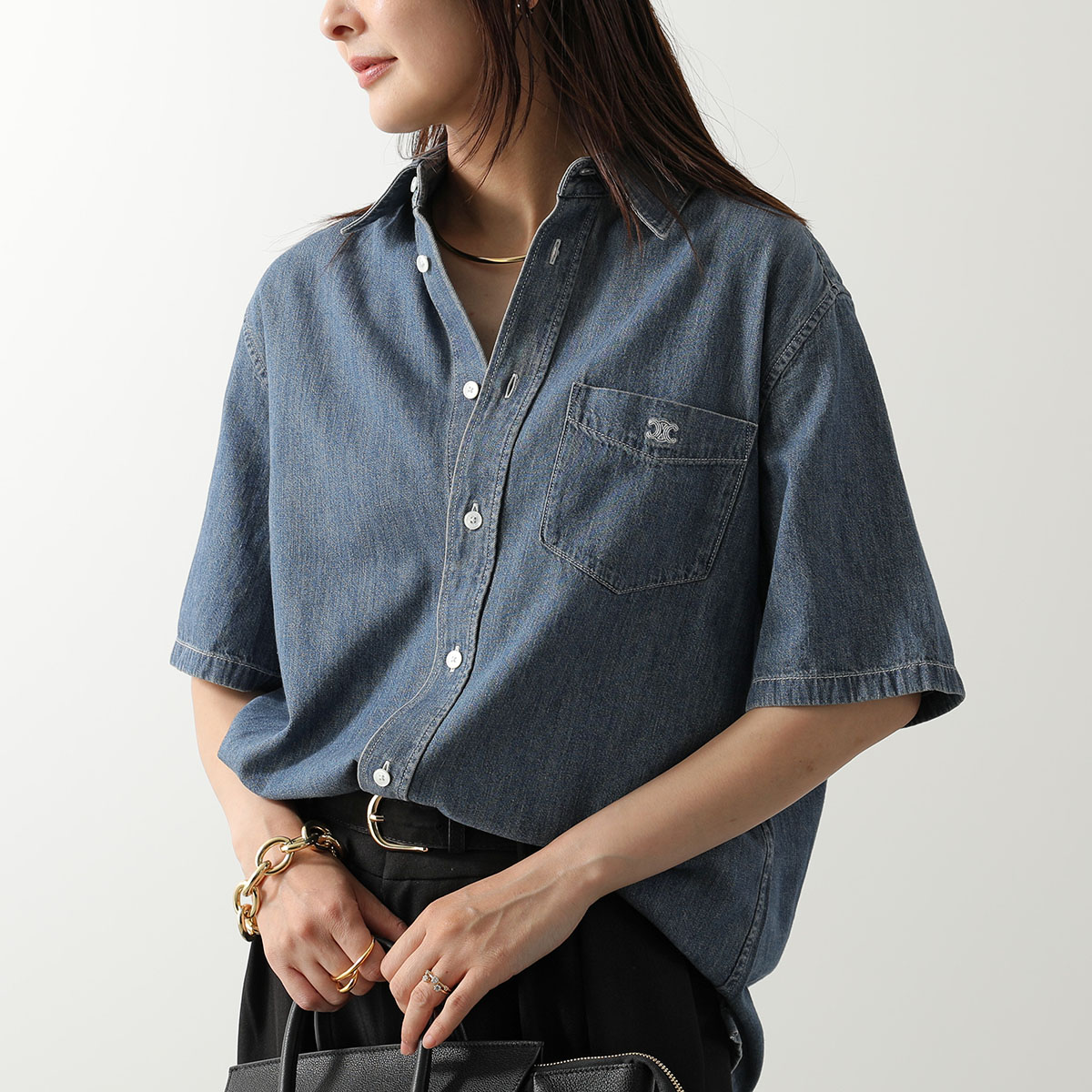 CELINE セリーヌ デニムシャツ RC0D7208I.07UO レディース 半袖 ショートスリーブシャツ コットン ブラウス トリオンフ刺繍 胸ポケット デニムブルーの画像