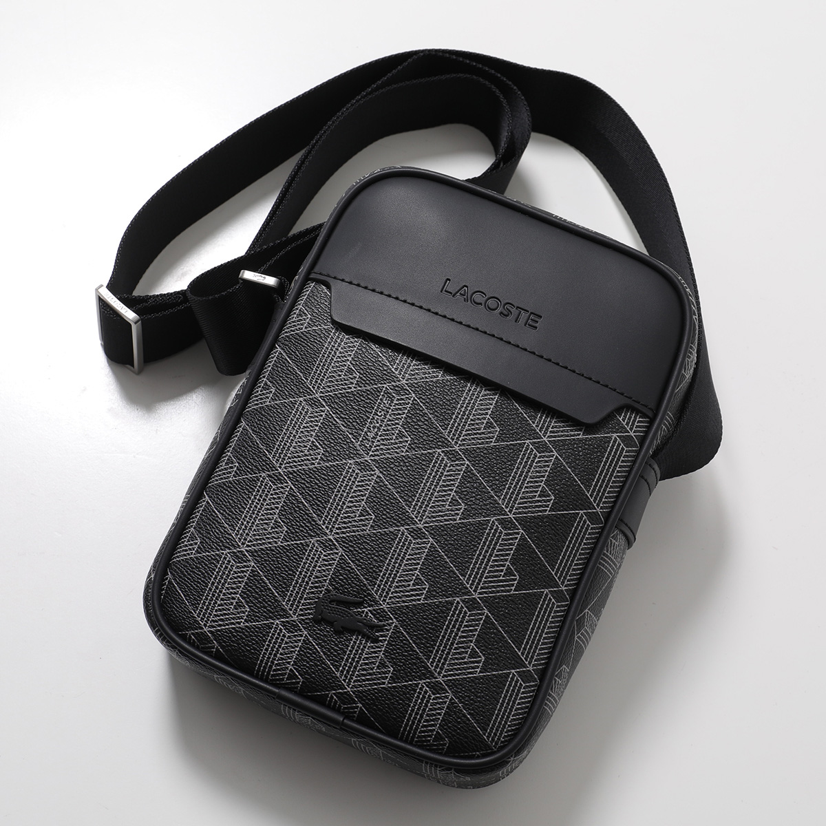 LACOSTE（ラコステ） ショルダーバッグ NH4410LX メンズ カメラバッグ