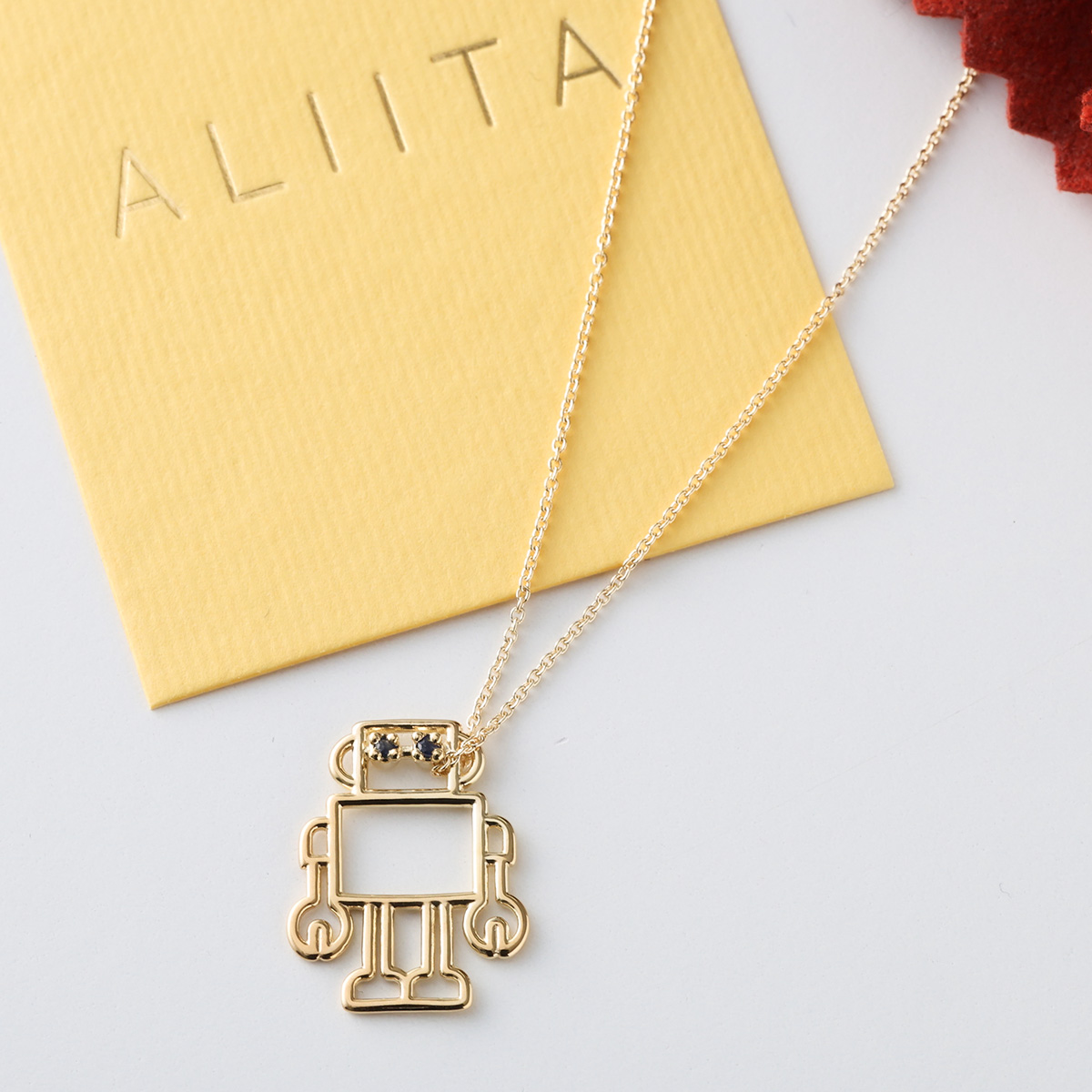 ALIITA アリータ ネックレス ROBOT ZAFIRO AZUL NECKLACE ROLO レディース ロボット モチーフ ブルーサファイア ペンダント J1000/YELLOW-GOLD-9KTの画像