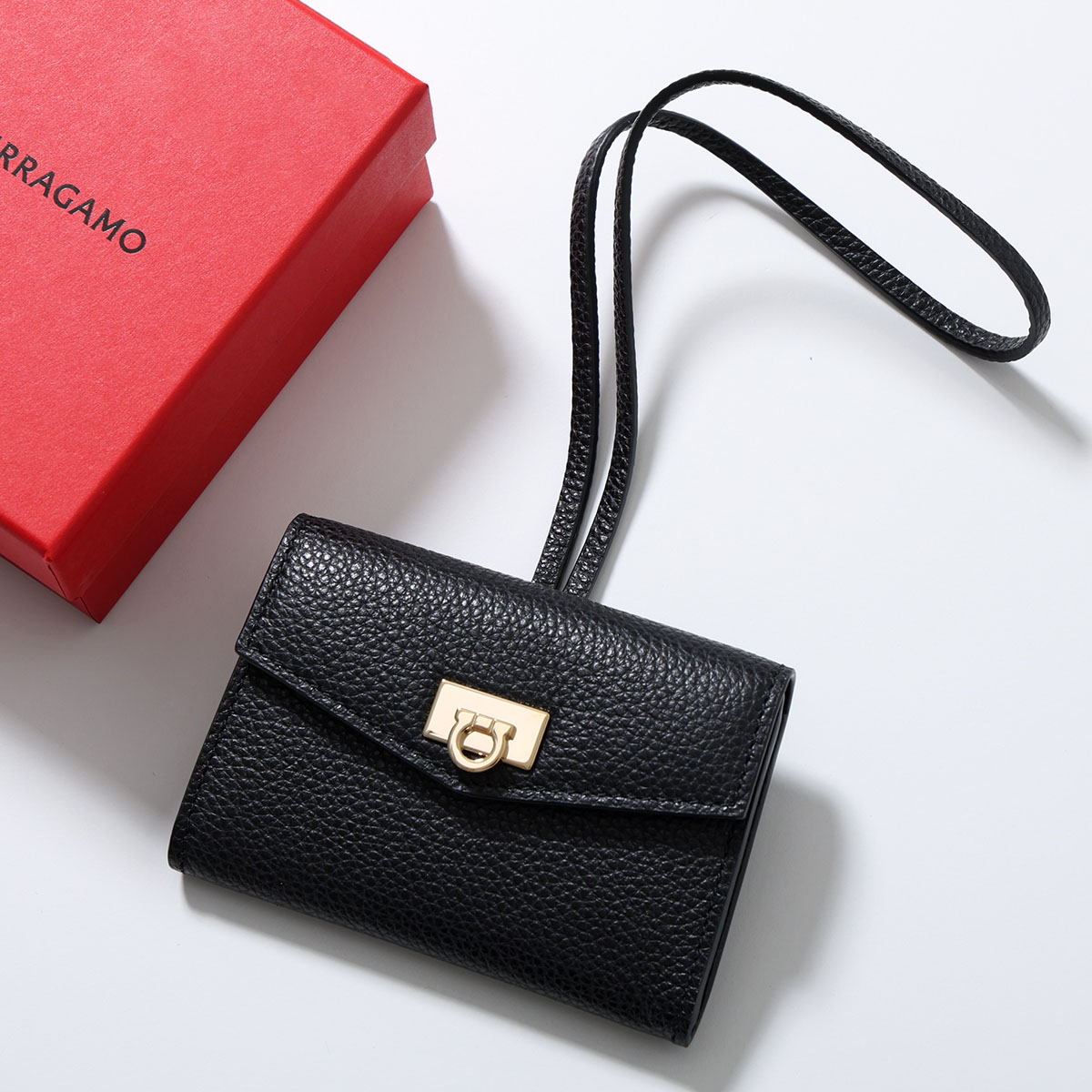 FERRAGAMO（フェラガモ） カードケース 220979 785951 レディース