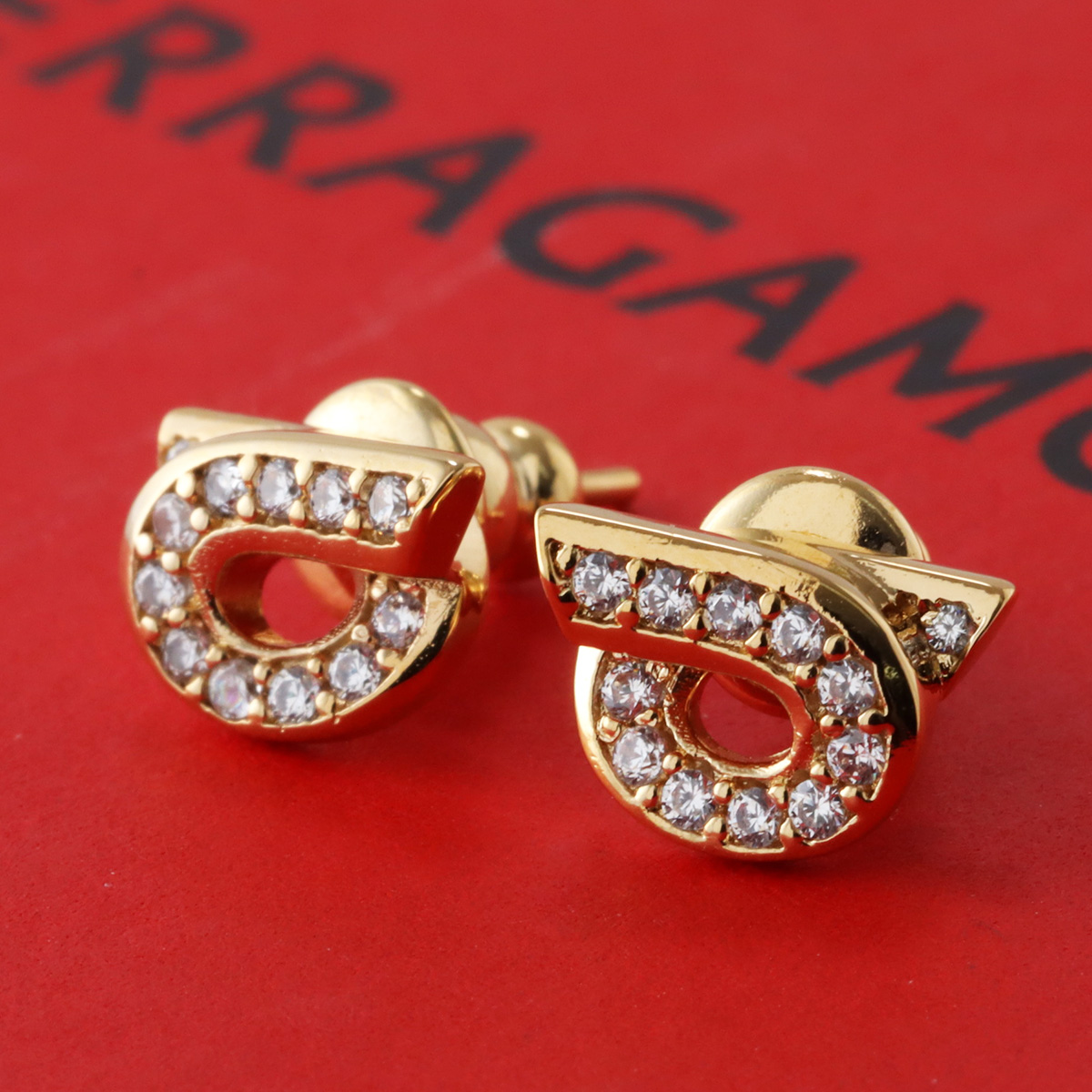 FERRAGAMO（フェラガモ） ピアス 760700 770442 レディース スタッド 