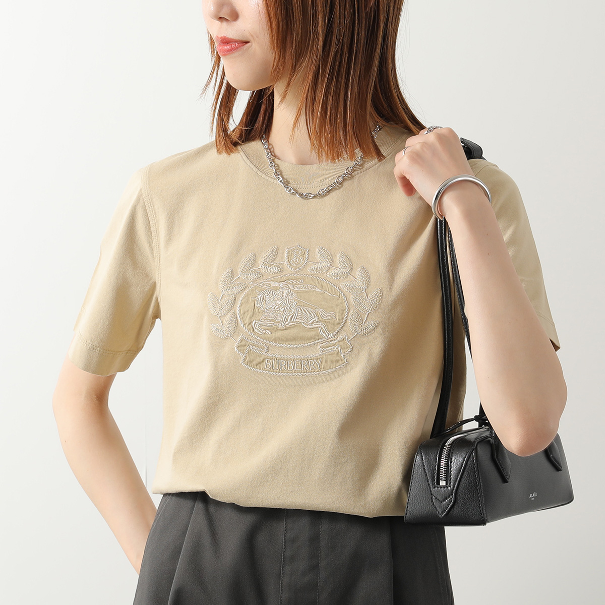 ★期間限定セール★ 希少✨ BURBERRYS バーバリーズ エンブレム BURBERRY（バーバリー） Tシャツ 8093654 レディース ナイト