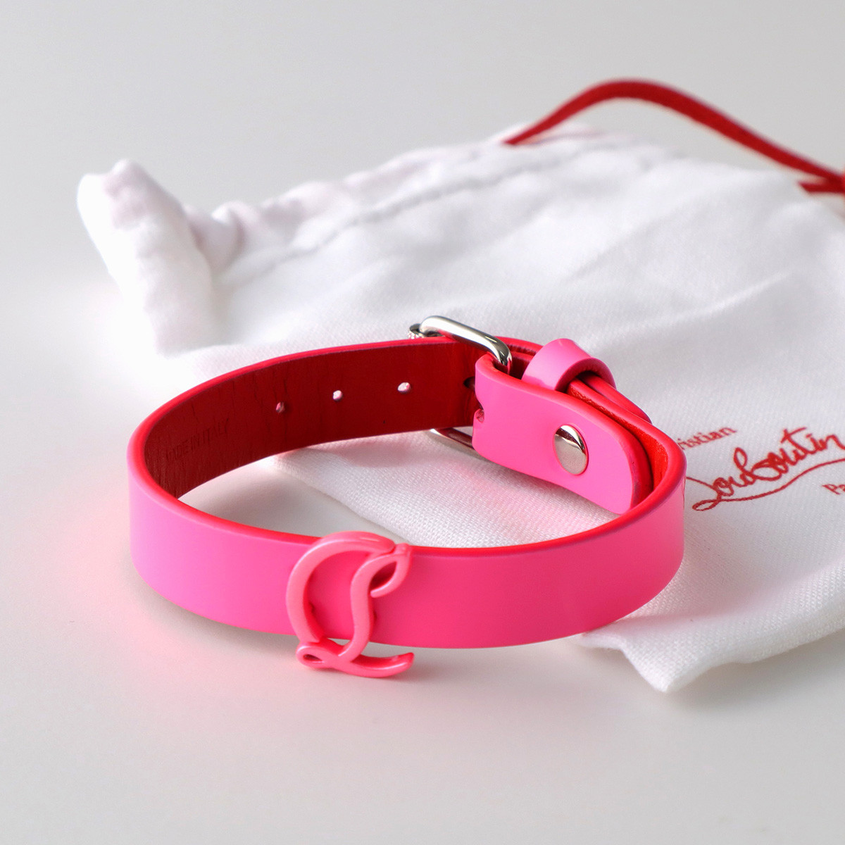クリスチャンルブタン　スタッズ付きピンクブレスレット　ピンク系　美品 Christian Louboutin（クリスチャンルブタン） ブレスレット W CL LOGO